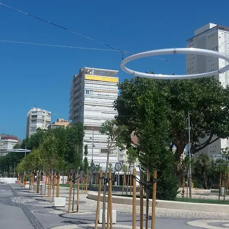 Plaza Triangular * Бенидорм